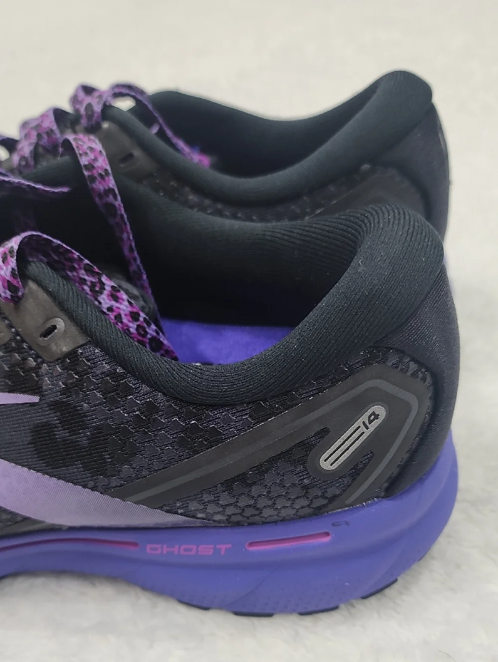 Brooks Ghost 14 Electric Cheetah Leopard Sneakers EUC - Picture 4 of 11
